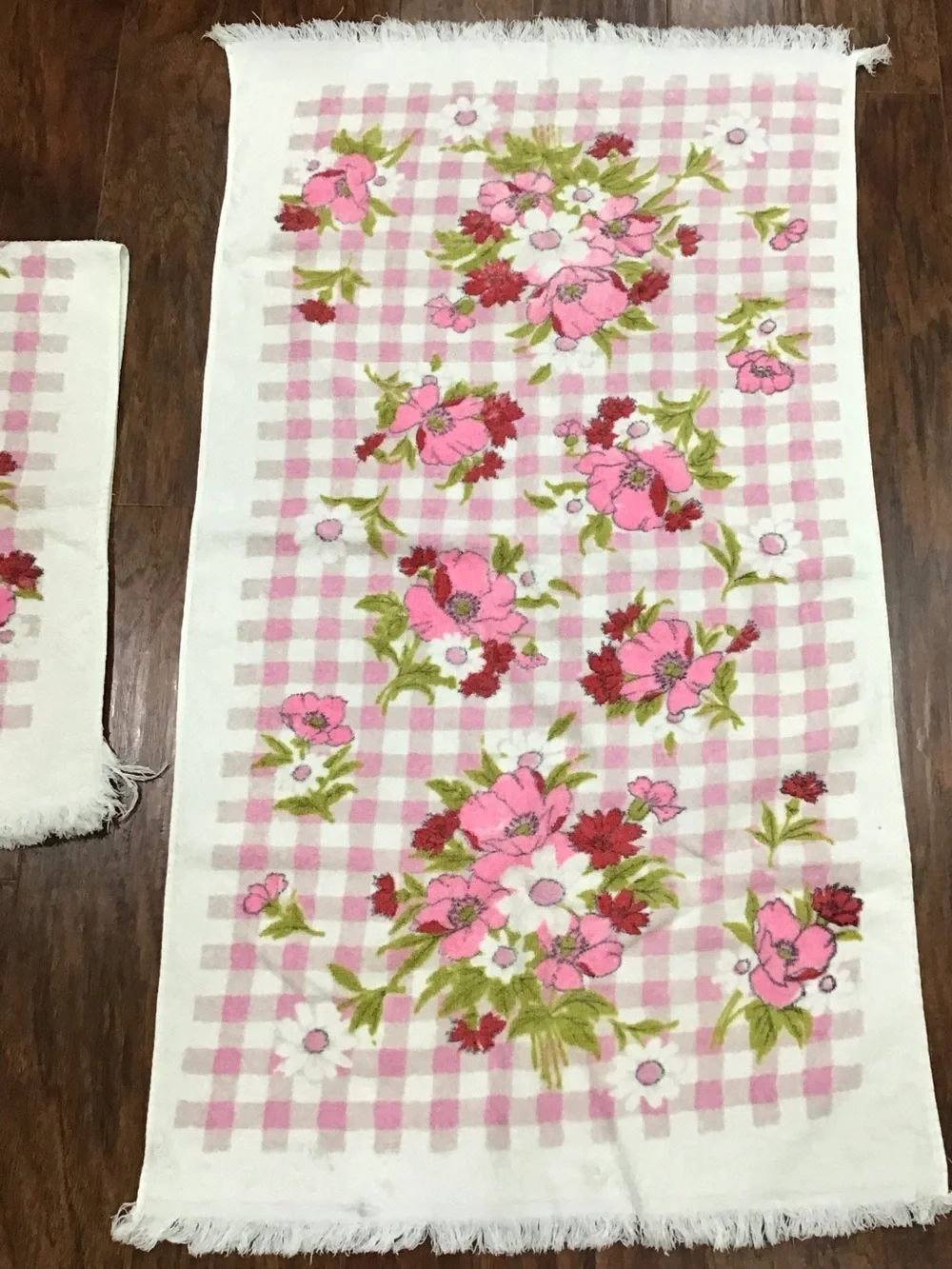 Vintage 1970’s Pink Floral Gingham Towels (Set of 2)
